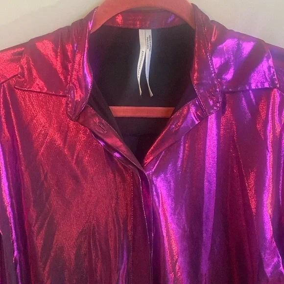 Anthropologie “SHINE” metallic magenta button-up top. - Picture 10 of 12